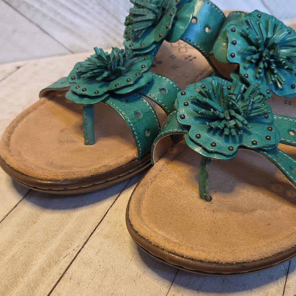 Naturalizer N5 Comfort Thong Sandals Green Teal Floral Embellishments Slip On - Picture 4 of 9